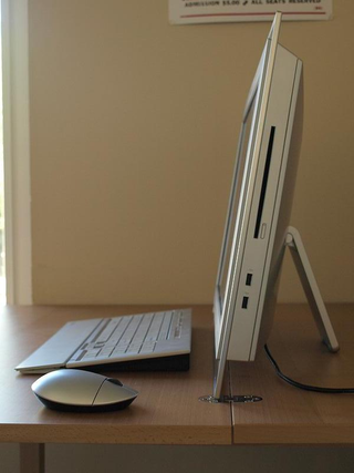 Illustration for article titled Lightning Review: Sony Vaio LT All-In-One (Powerful, But Expensive)